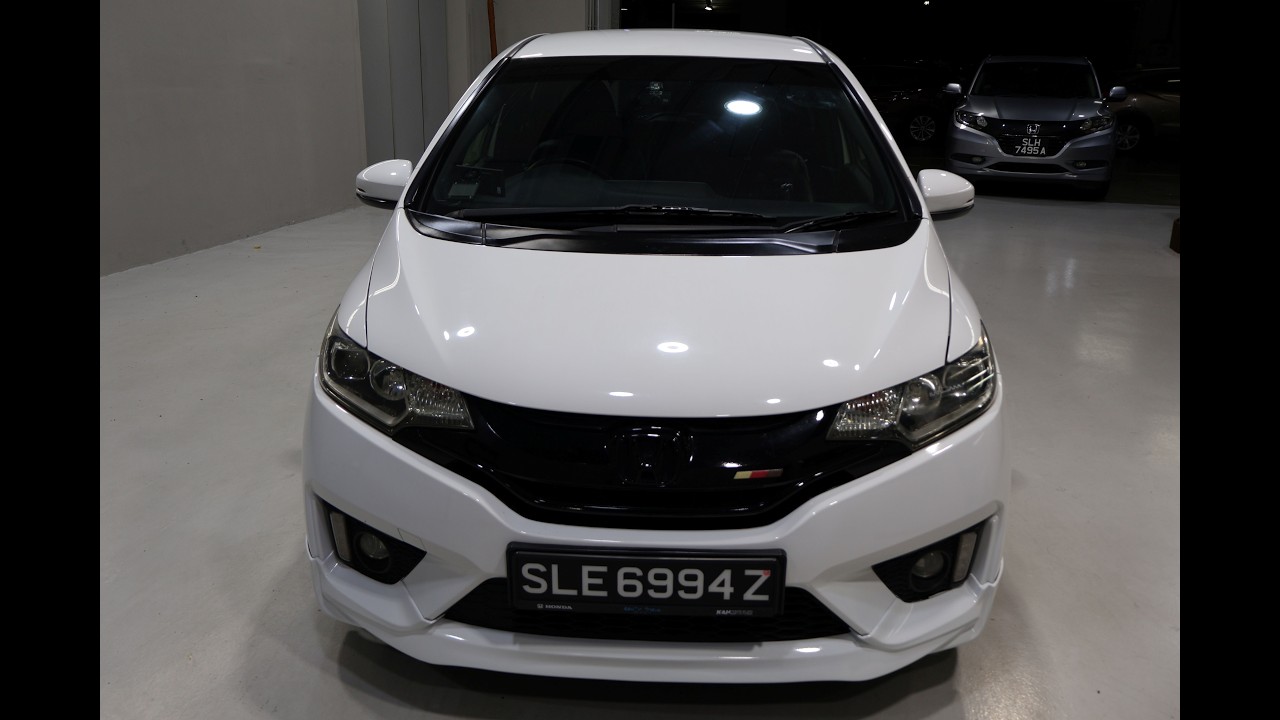 HONDA JAZZ SLE6994Z YOM 2016 - YouTube