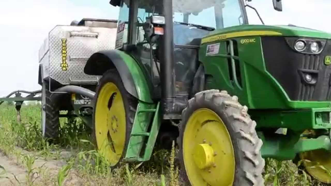 Botte interfilare per digestato Tecnosima. Sarchiatura + spargimento liquame