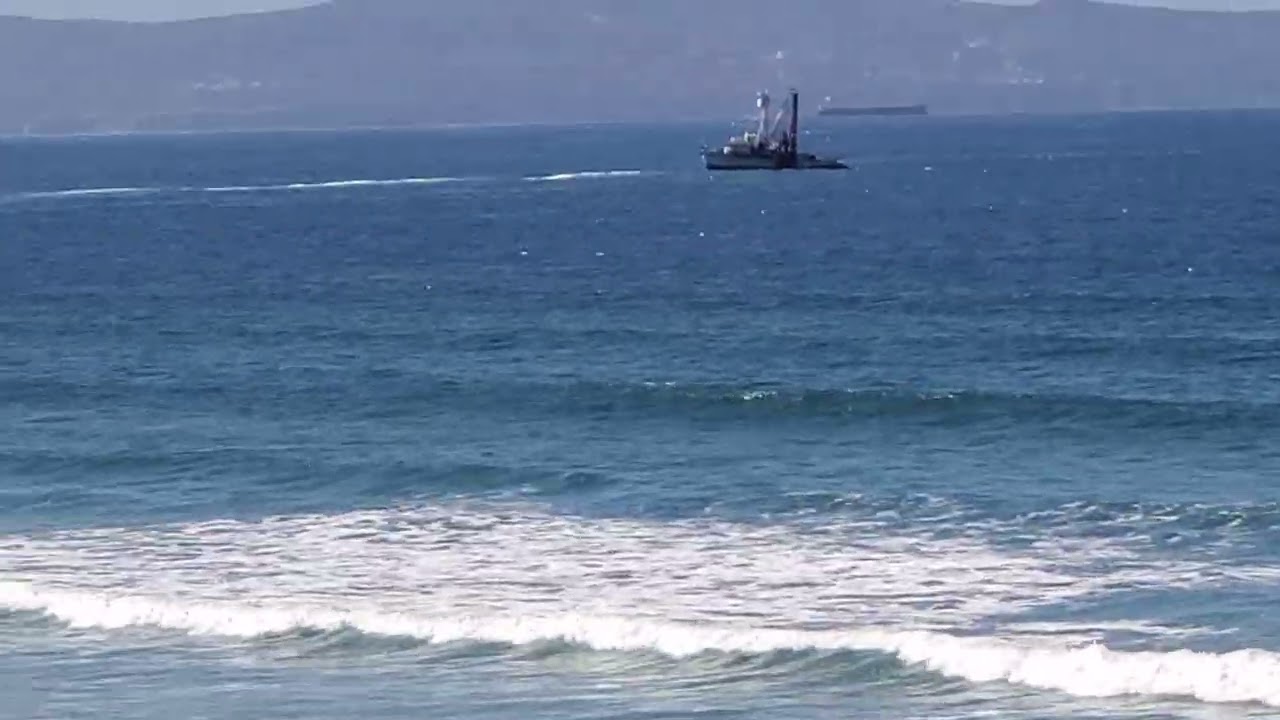 Viviendo feliz y surfeando !