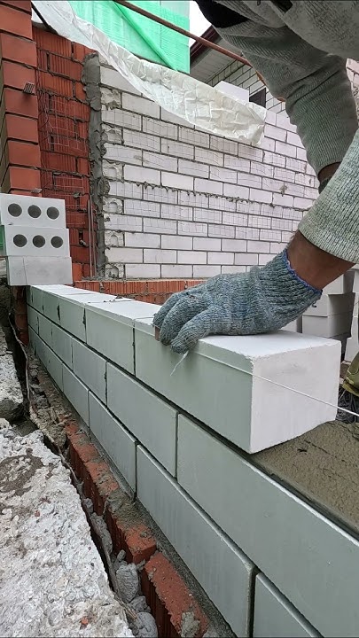 Кладка кирпича под шаблон. Laying bricks under the template. - YouTube
