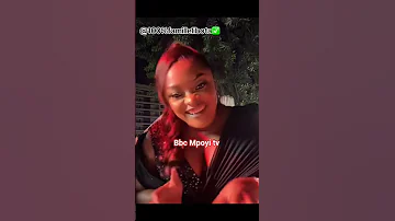 Mwana Oyo Linda Na Mmn Naye Bella Akobomisa Batu Azua Kimia Pembeni Ya Poutine Franchement 