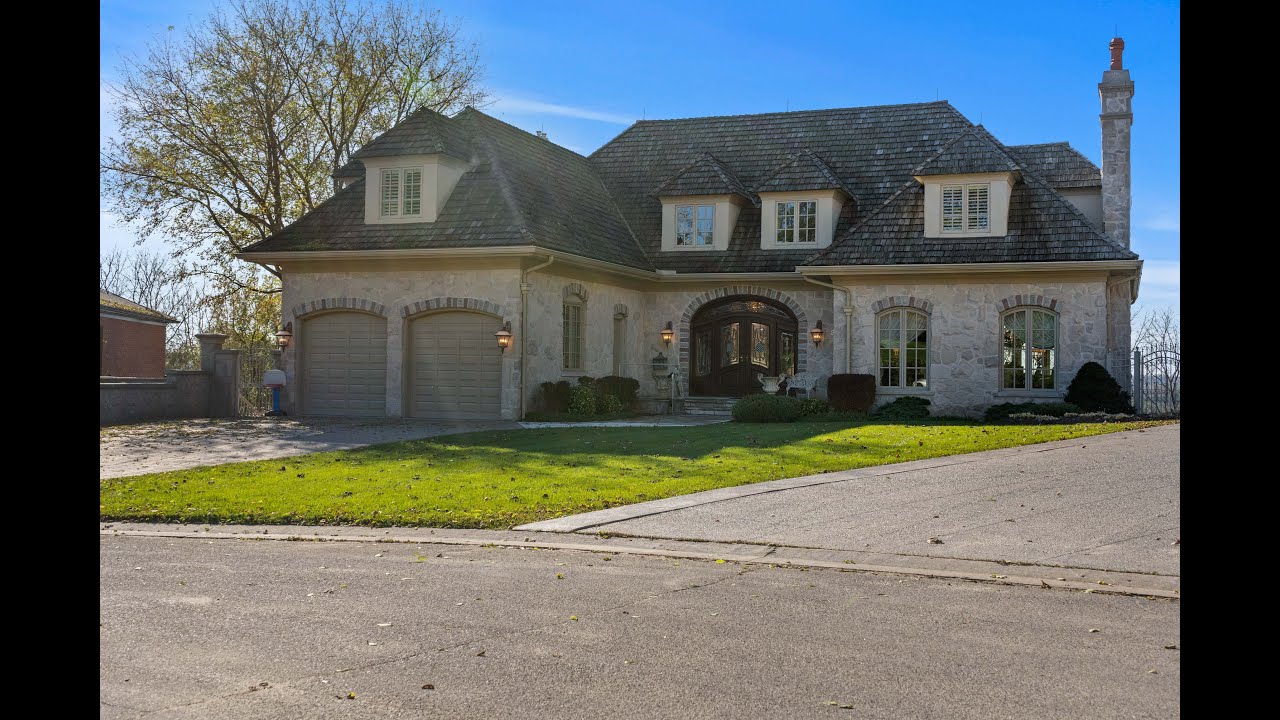 28 Scarfe Gardens, Brantford unbranded YouTube