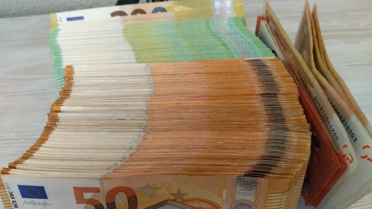 COUNTING 50 000 EURO YouTube counting-50-000-euro-youtube
