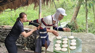 The kind girl shared bread with the hungry man