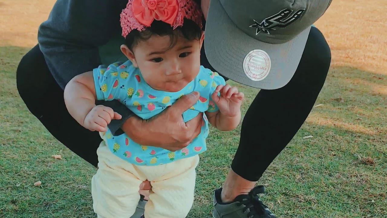 Babies hates grass😊