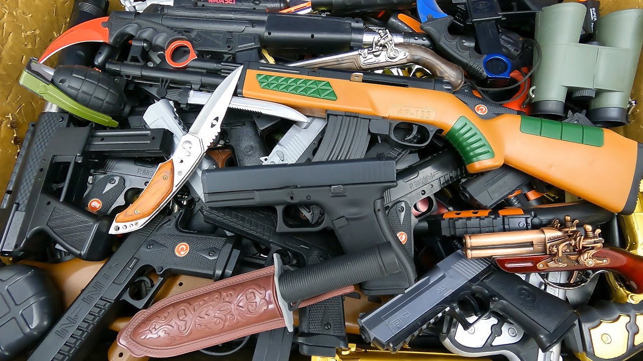 Airsoft Glock 17 Reloading And Firing Practice, Toy Kalashnikov AK-47 ...