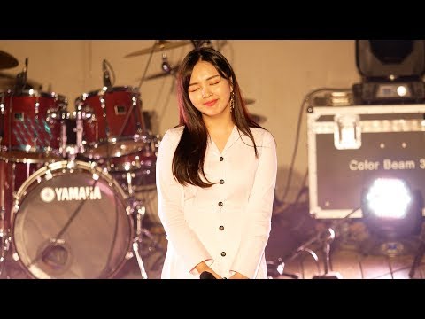 [4K] 디에이드(The Ade) - 너무 보고싶어 (190516 경기대 축제) 직캠