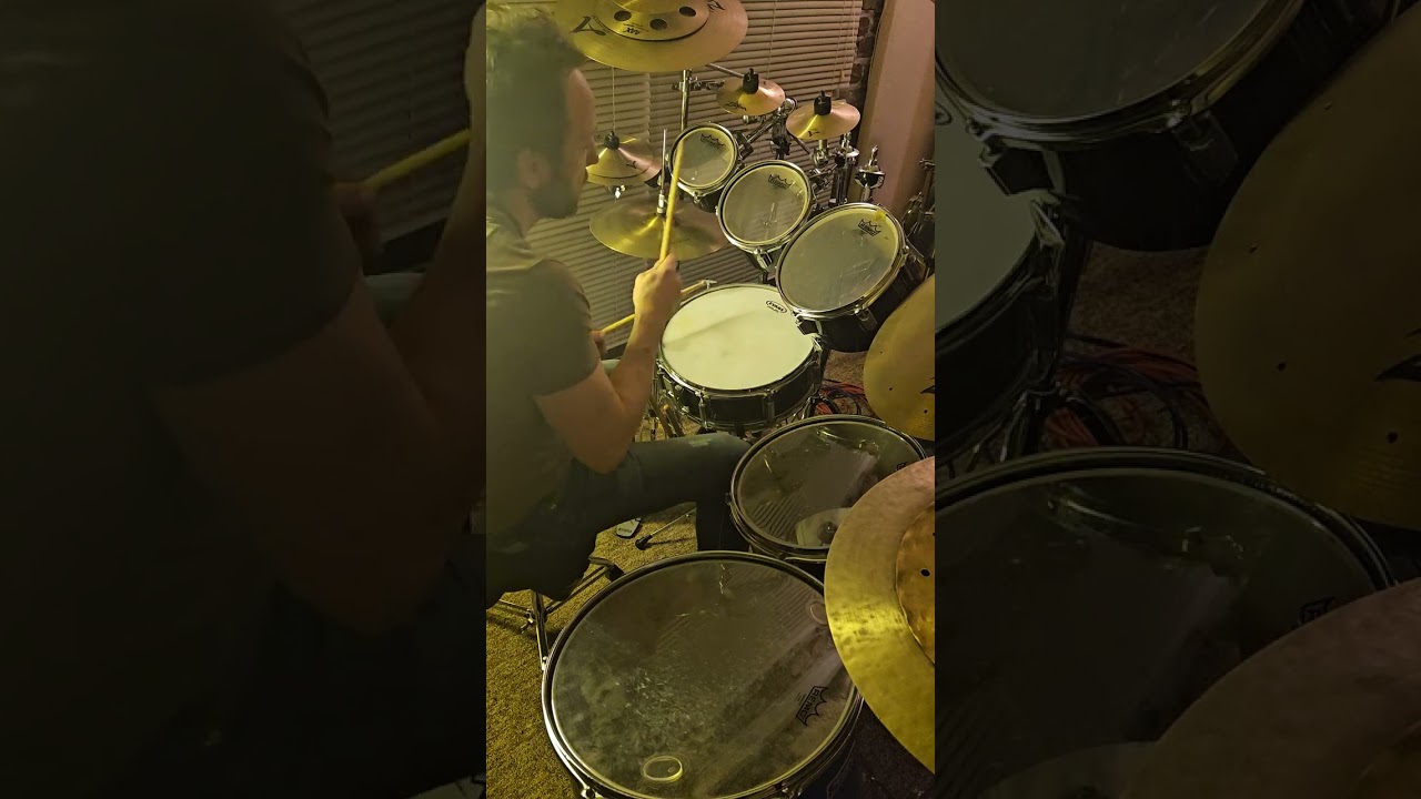 Genesis, Back in the Sea