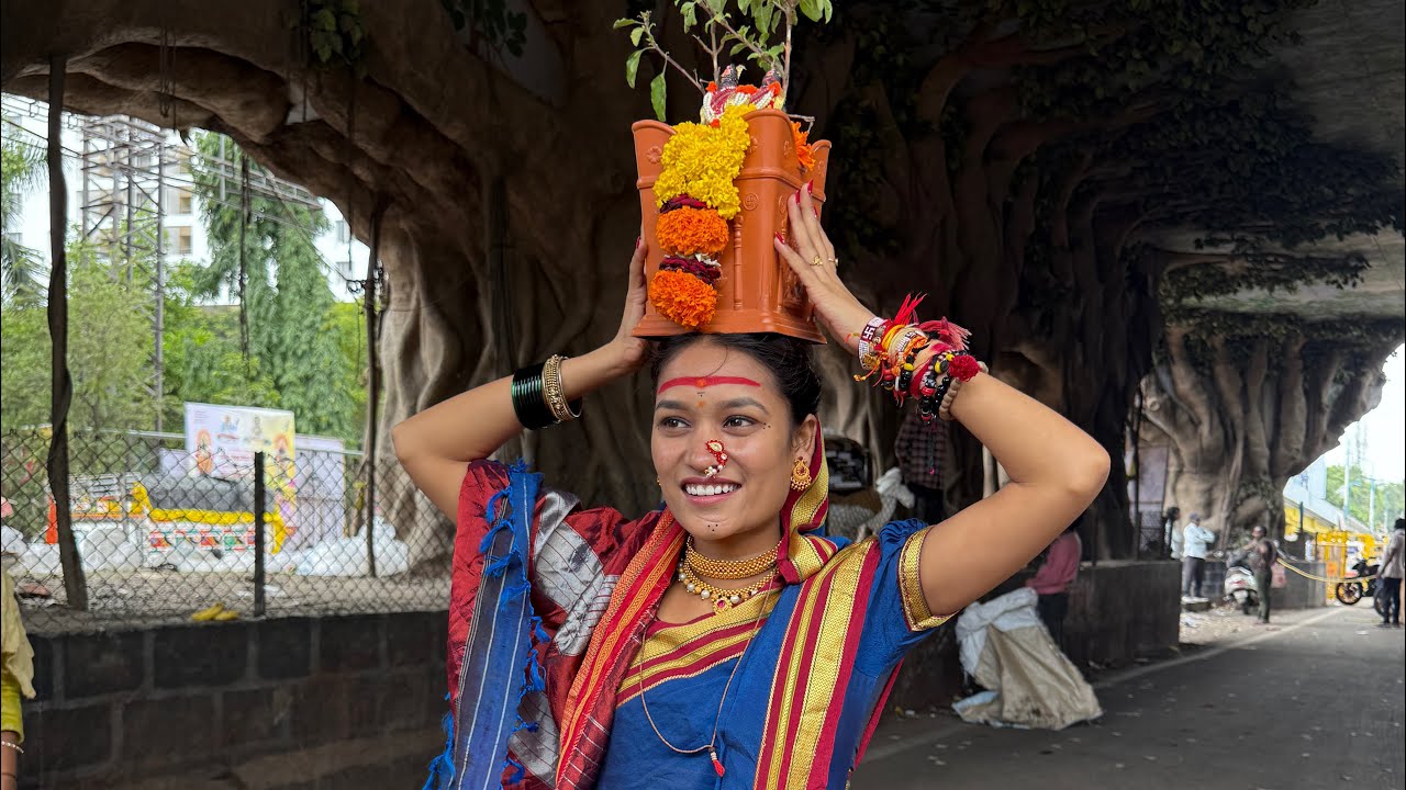 सायली पाटील वारकऱ्यांन सोबत Hadapsar पासुन ते सासवड पर्यंत 😊😊 पायी प्रवास ।। वारी चा आनंद घेताना