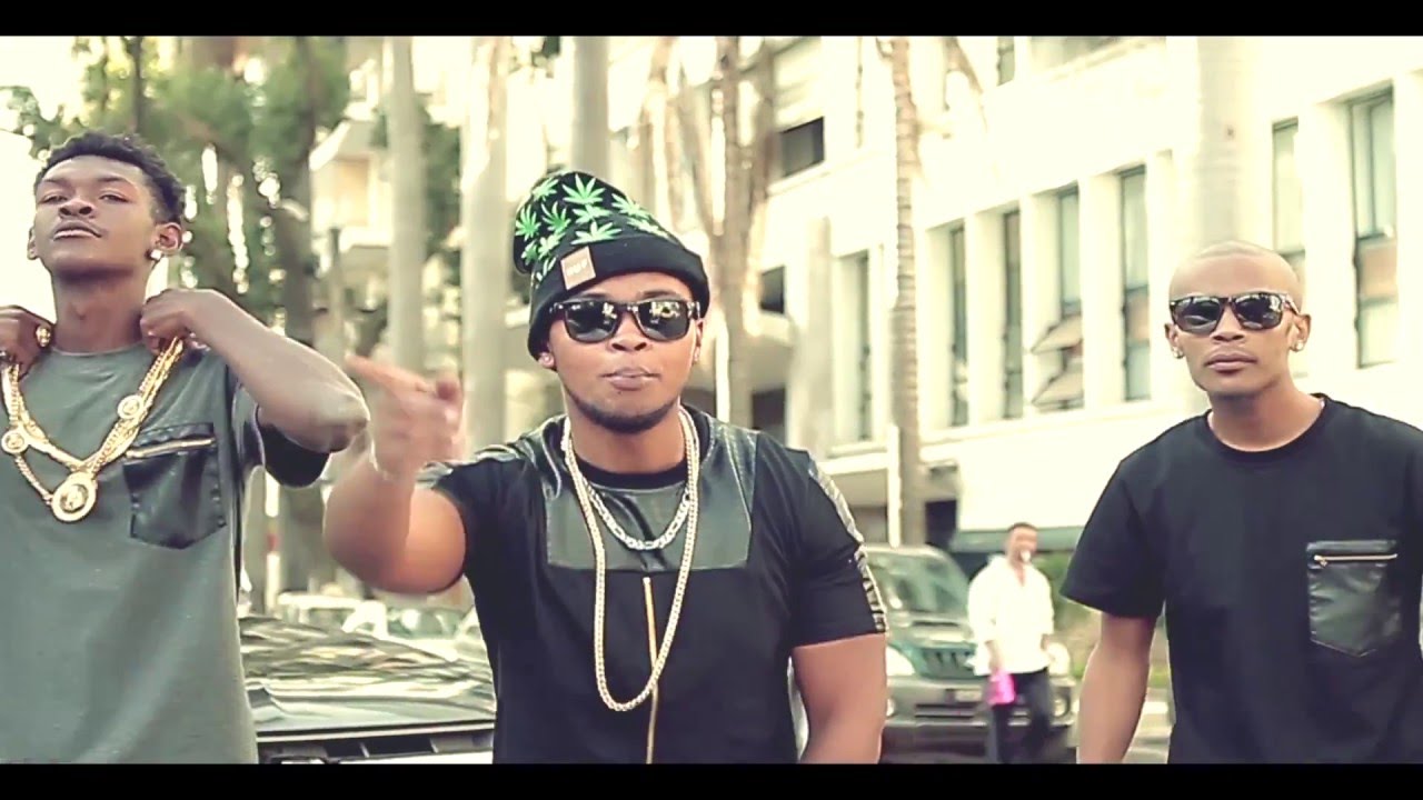 OUTSIZE MUSIC GROUP - 500 (Clip Officiel)