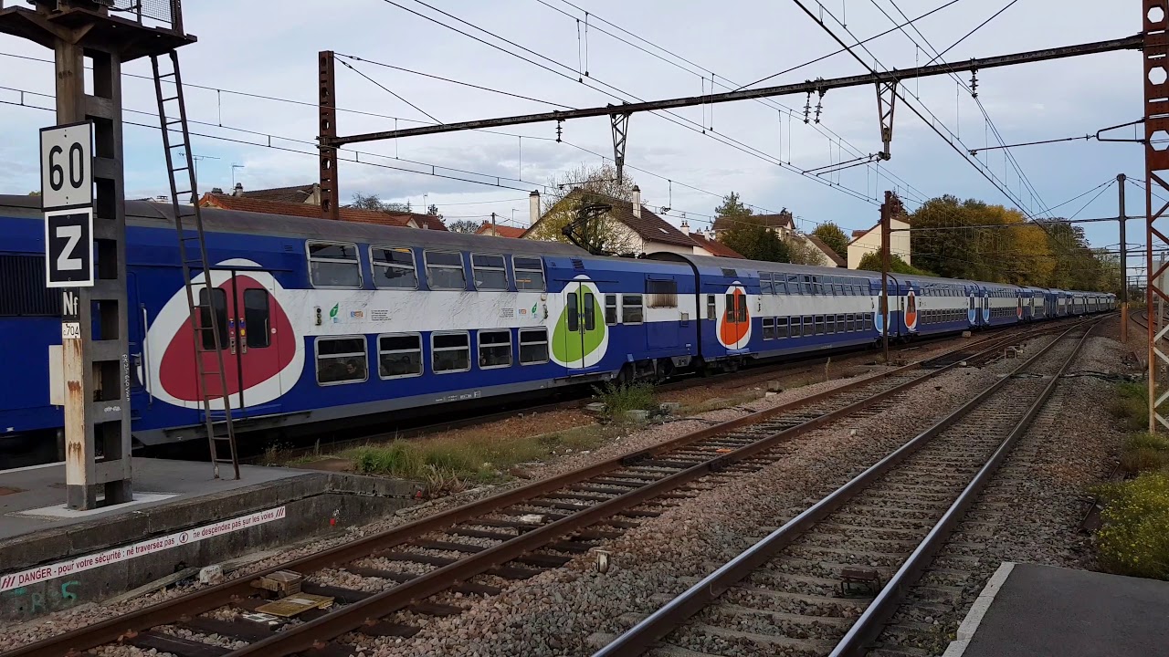 RER C D D part D un Z20500 Combs la Ville Quincy Et Passage D un rer-c-d-d-part-d-un-z20500-combs-la-ville-quincy-et-passage-d-un