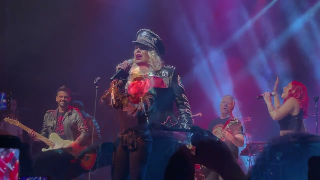 KIM WILDE -  LIVE PARIS 2022  (MEDLEY) - La Cigale (France)  - Greatest Hits Tour HD