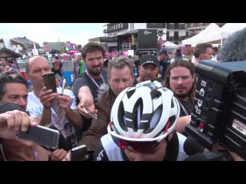 Video: Tom Dumoulin frustrat de Quintana și Nibali după etapa 18 din Giro d'Italia