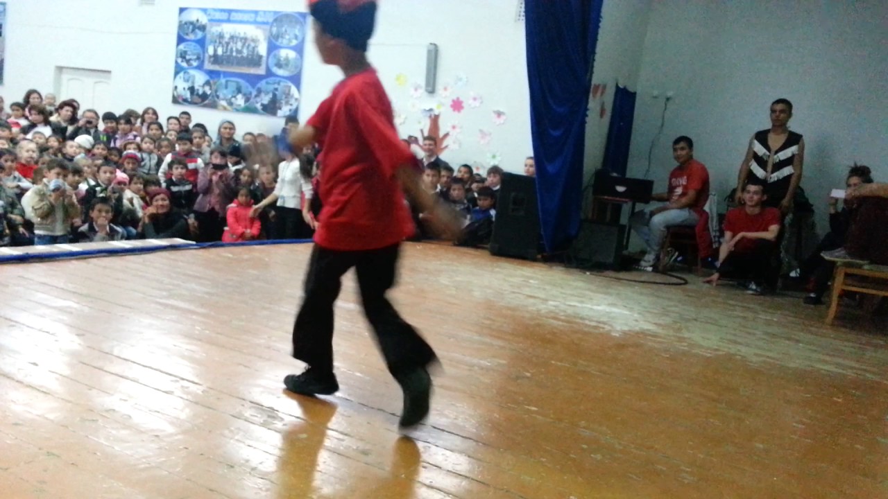 ⁣брейк данс 10 школа Бекабад