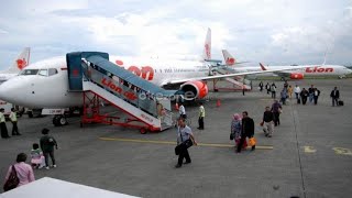 Terbang Malam banjarmasin - Makassar Dengan Pesawat Lion Air Boeing 737-900 ER PK-LGO