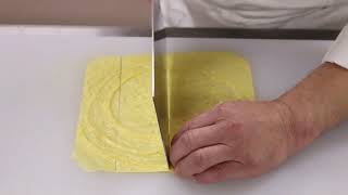 飾り切り 薄焼き卵のキク Youtube