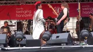 The Brand New Heavies - You Are The Universe (Live in Hannover, Germany 2013) HD chords