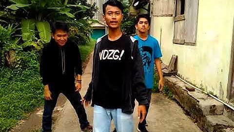 FILM PENDEK TAURAN CEK-CEK (STIKOM 2014 JAMBI)