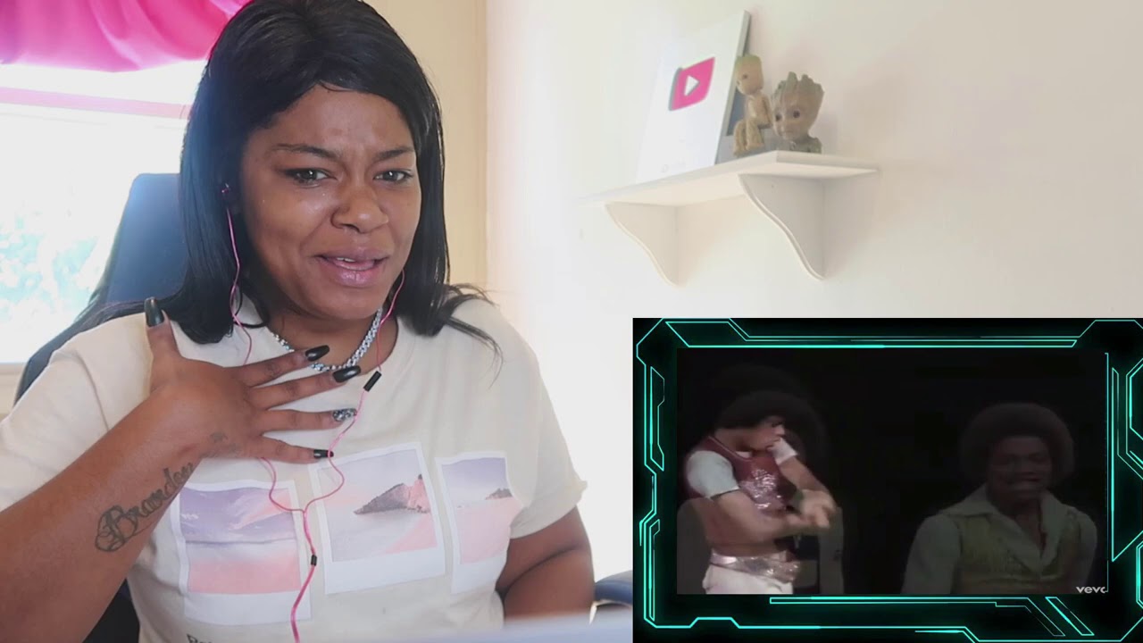 FIRST TIME EVER JAMMING The Jacksons - Blame It On the Boogie (Official Video) REACTION