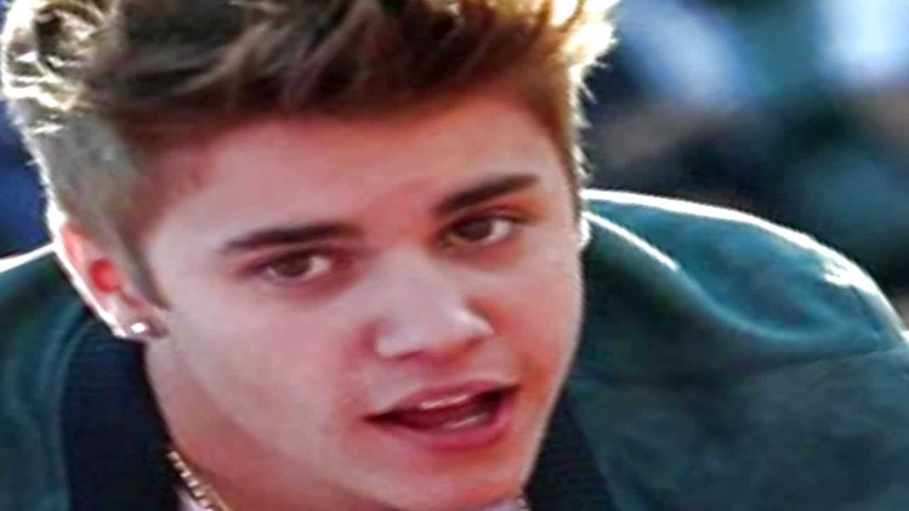 Justin Bieber Ft Nicki Minaj Beauty And The Beat Live Today Show