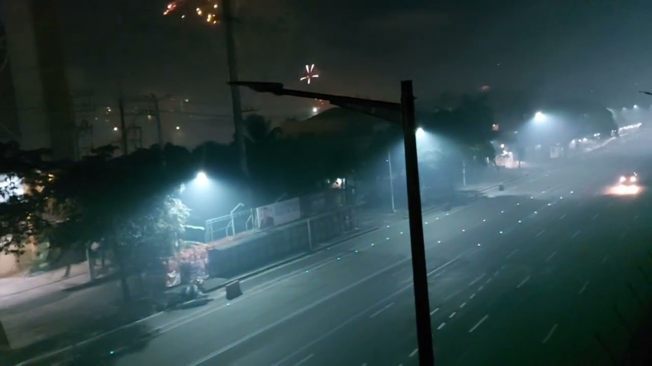 New year 2024 Quezon City. new year celebretions and more fireworks goodbye 2023