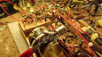 Tuning the antenna coil in a superheterodyne radio: that is critical ! (demo & schematic) vlog 3