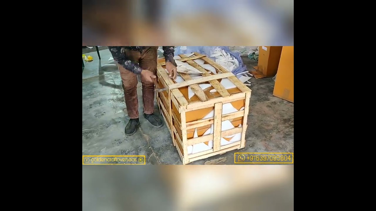 - GCO Wooden Box Carton Packing With Scrap and Metal Patti