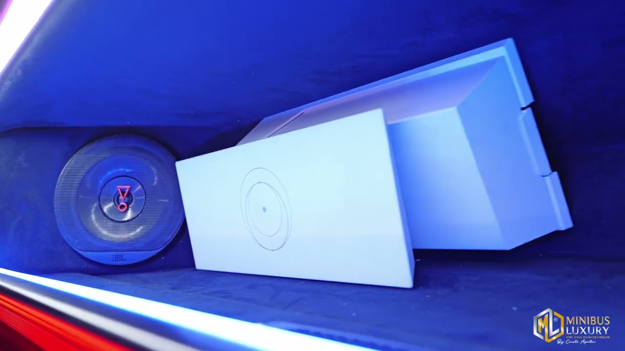 Mercedes Sprinter 519 16+1+1 - Minibus Luxury