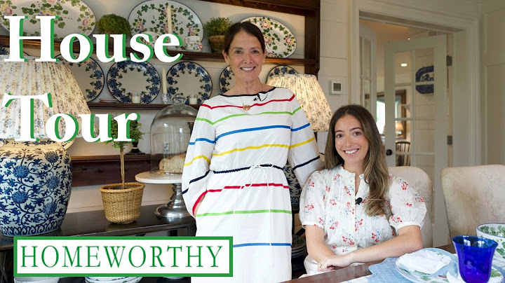 HOUSE TOUR | A Connecticut Sea Cottage with Traditional Blue & White Style