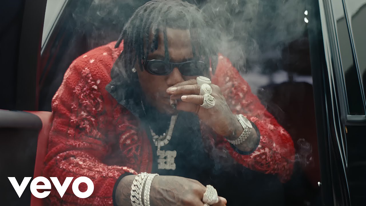 Moneybagg Yo ft. Est Gee & 42 Dugg - Smoke Sum [Music Video]