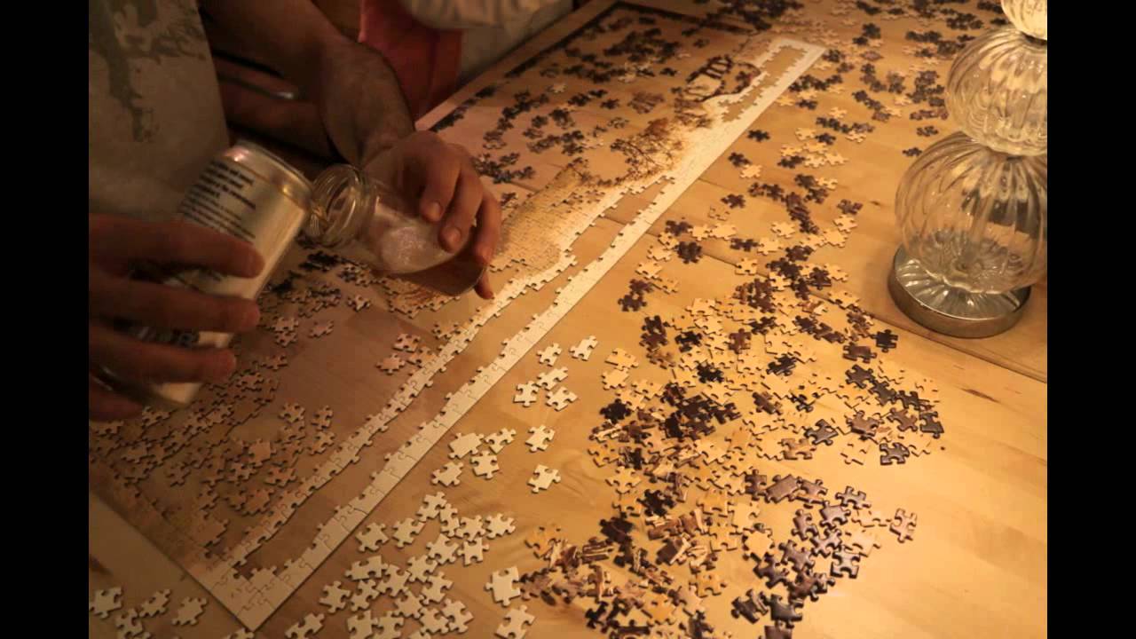 Puzzle - time lapse - YouTube
