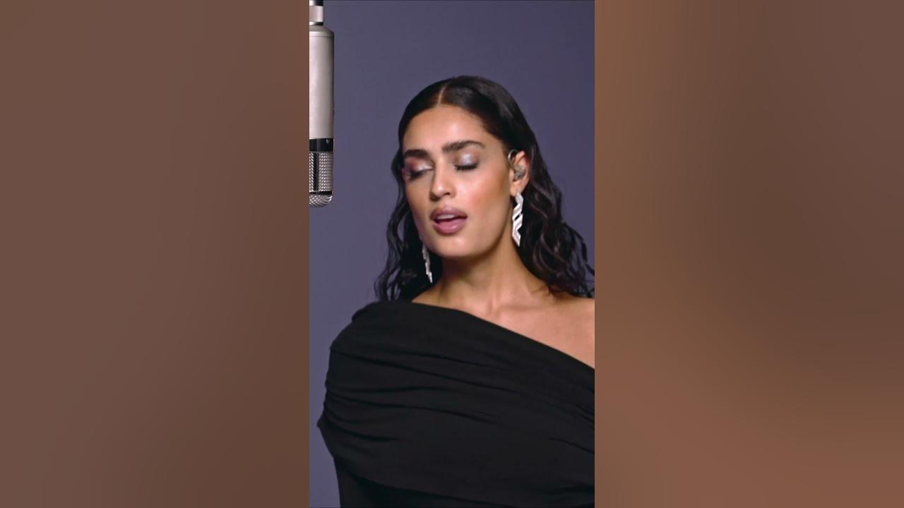 🥀 Against a soundscore of traditional Arabic rhythms and melodies, zeyne narrates a heartache tale.
