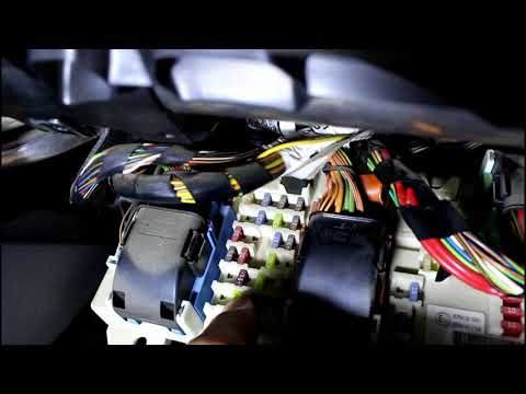 Ford Focus II 1,6 Форд Фокус 2009 года Замена предохранителя для прикуривателя