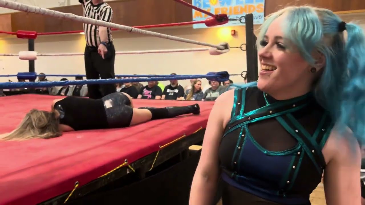 2 out of 3 falls: Heather Blue vs Leela Hall
