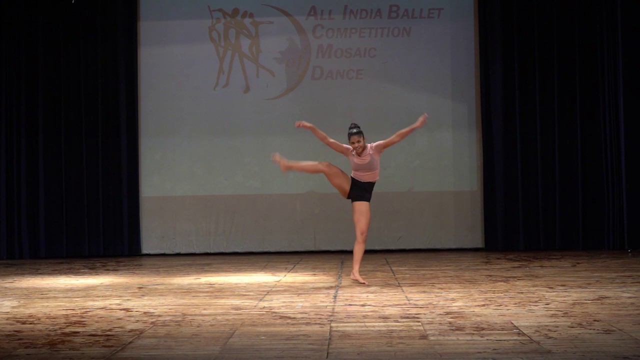 Contemporary performance by ICMD's Full Time Intensive Training Program student- Vidushi D'Souza