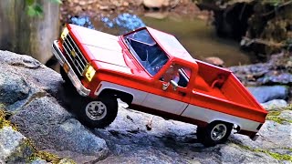 1/18 Scale FMS Chevrolet K10 Unboxing & Rock Crawling