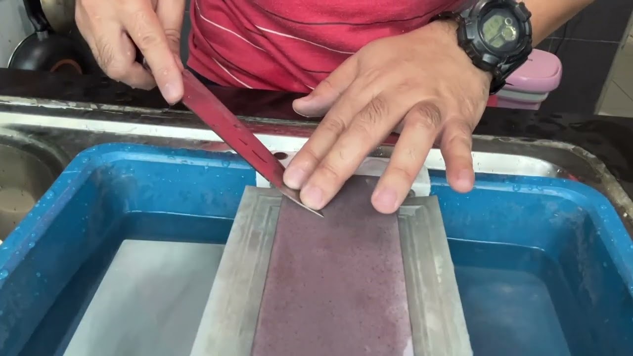 Diamond Grind, SiC Shine – Sharpening Session with Cheefarcut & SiC Stones
