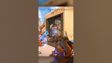 When You Need To Fight Gas-Daddy For Good Position... [APEX] #shorts #apex #gaming