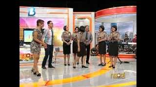 Download Ngopi ; Presenter Tv Dibanting Polwan Cantik Video MP3 Ngopi ; Presenter Tv Dibanting Polwan Cantik
