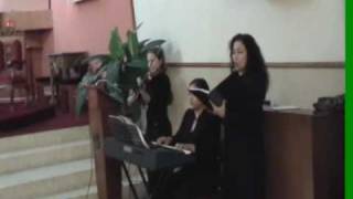 Iglesia Peregrina - Organista Violinista y Solista Soprano