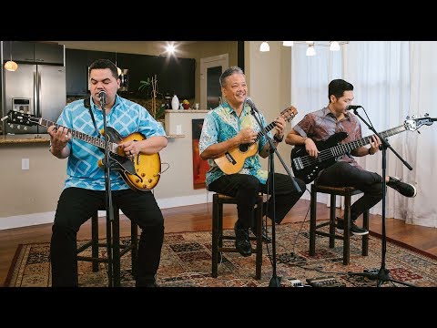 Bryan Tolentino and Halehaku Seabury - Wai O Ke Aniani (HI Sessions Live Music Video)