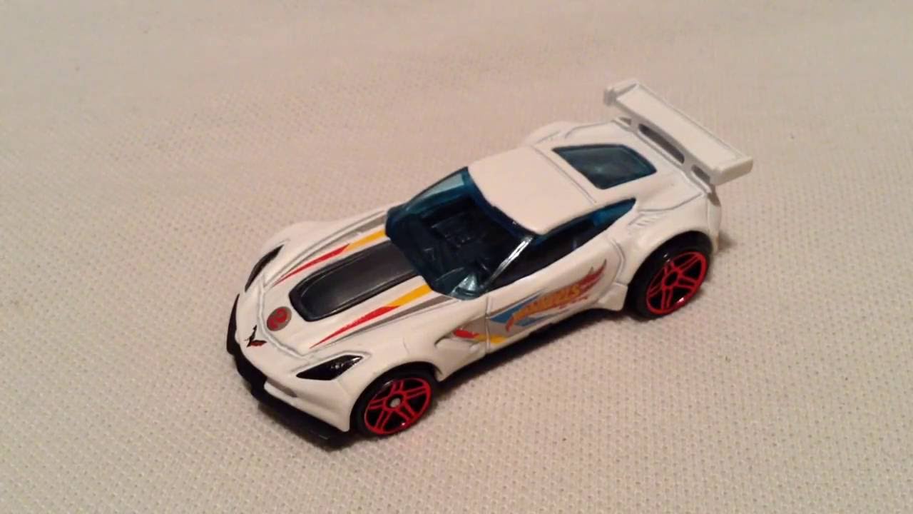 Hot Wheels 2016 HW Race Team - Corvette C7.R Bianca (K-Mart Exclusive, Senza Confezione) - Foto 3