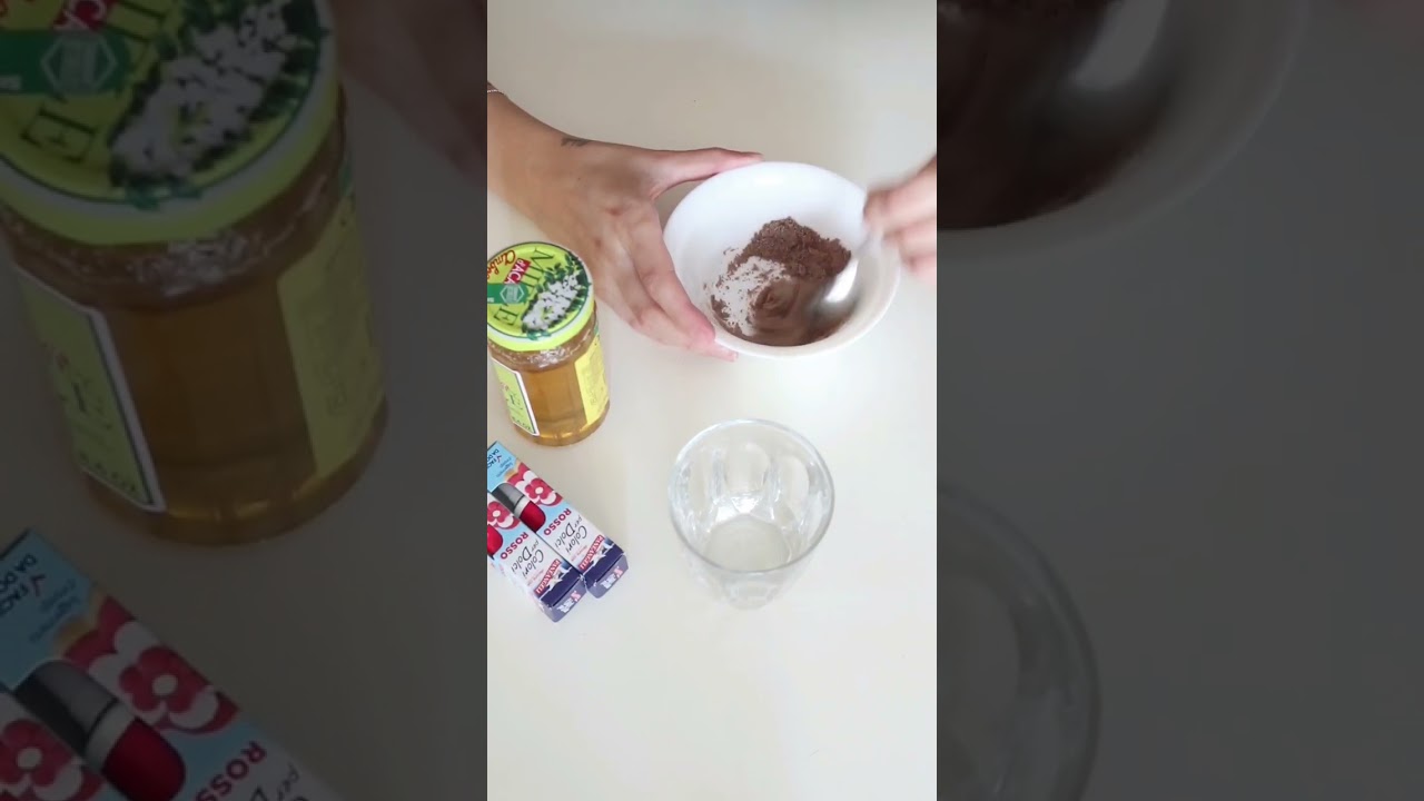 Come creare del sangue finto per il vostro costume di Halloween 🎃