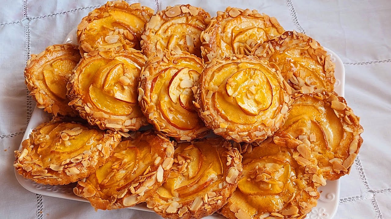 ميني كيك بالتفاح بشكل ومذاق لا يقاوم حضريهم لضيوفك وحتى وليداتك ب 2 بيضات فقط