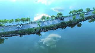 Who would ve thought that beneath this clear lake of Bailian Baihe lies a hollowed-out coal mine