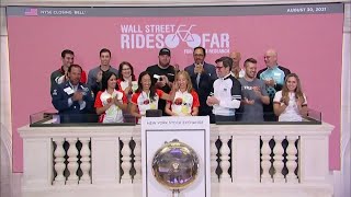 S&P 500, Nasdaq close at record high