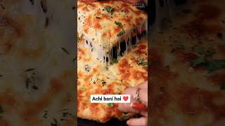 Aaj bana cheesey pizza for pizza lovers tag treanding food cheesy