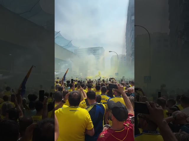 Así ha sido el recibimiento al Cádiz CF, desde su salida del  hotel hasta la llegada al es