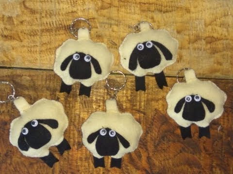  Cara  Membuat  gantungan  kunci  bentuk shaun the sheep dari  