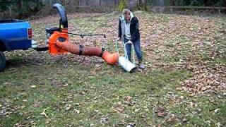 Bearcat Hitch Mounted Debris Loader Vacuum